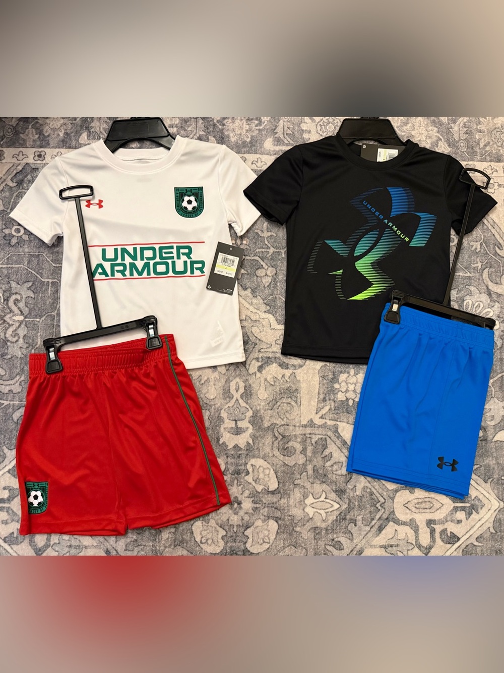 Under Armour boys size 4 matching sets new